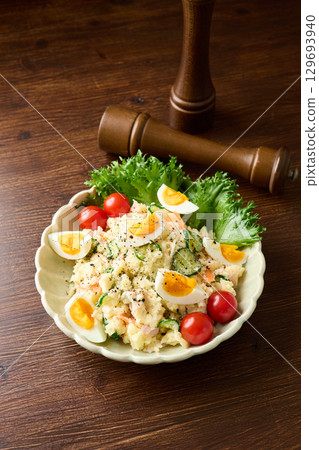 potato salad 129693940