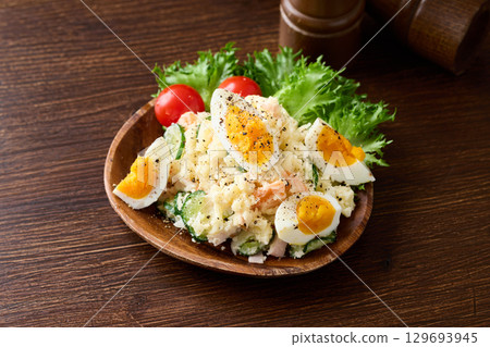 土豆沙拉 129693945