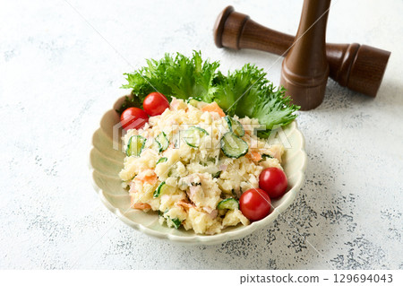 potato salad 129694043