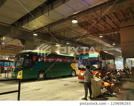 The dynamic Philippines - Makati Bus Terminal, Manila - Cityscape (June 2025) 129696265
