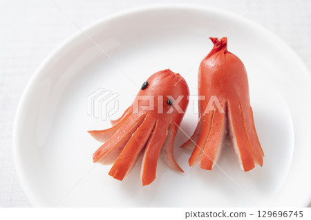 紅香腸章魚 129696745