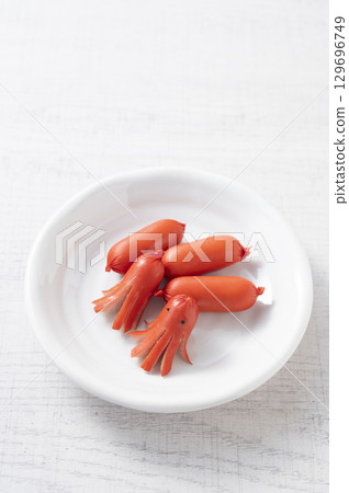 紅香腸章魚 紅香腸章魚 129696749