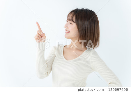 年輕女士隨便指點 129697496