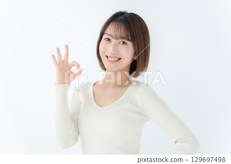 Young women, casual, OK 129697498