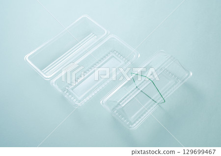 Plastic container 129699467