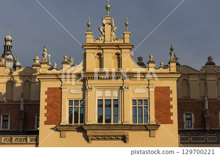 Renaissance Cloth Hall in Krakow's Main Square 129700221
