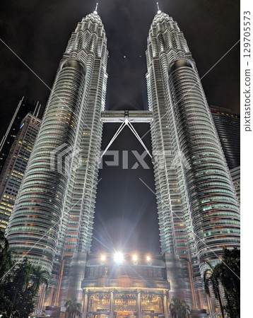 Malaysia Petronas Twin Towers Malaysia Petronas Twin Towers 129705573