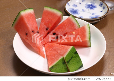 切西瓜 切西瓜 129706668