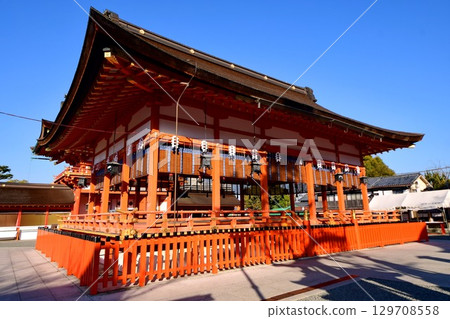 Kyoto Prefecture, Fushimi Inari Taisha Shrine, Outer Worship Hall (Important Cultural Property), Fukakusa Yabunouchicho, Fushimi Ward, Kyoto City, February 2022 Kyoto Prefecture, Fushimi Inari Taisha Shrine, Outer Worship Hall (Important Cultural Property), Fukakusa Yabunouchicho, Fushimi Ward, Kyoto City, February 2022 129708558