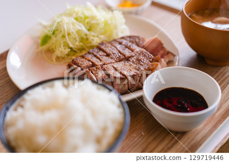 烤豬肉 Wan's 烤豬肉套餐 129719446