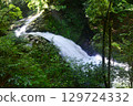 清爽的瀑布 129724332