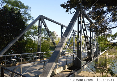 “Tsukimi Bridge”橫過旭川（岡山縣岡山市北區） 129724934