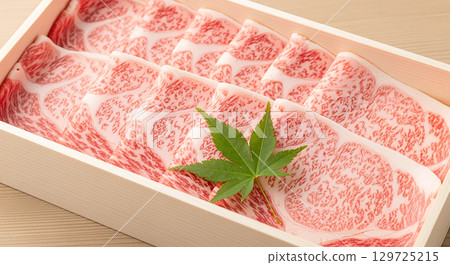 Marbled beef 129725215