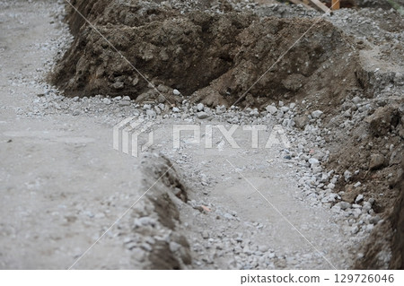 房屋地基工程(澆築混凝土前鋪設地板) 房屋地基工程(澆築混凝土前鋪設地板) 129726046