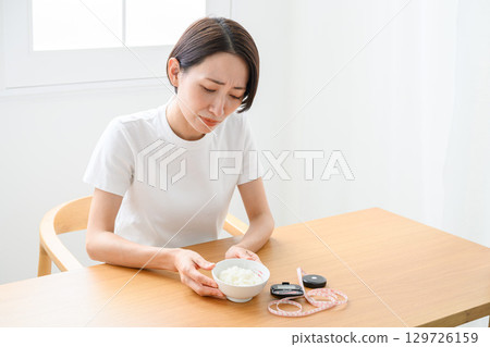 女人吃 女人吃 129726159