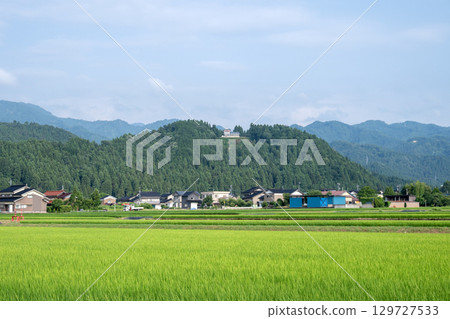 Distant view of Funami Castle ruins 129727533