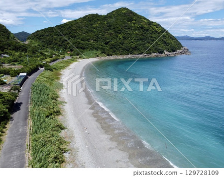 Aerial view of Senjojiki and the sea on Naru Island in the Goto Islands, Nagasaki Prefecture, taken with a drone 129728109