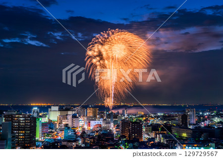 <Chiba Prefecture> Kisarazu Port Festival Fireworks Display 129729567