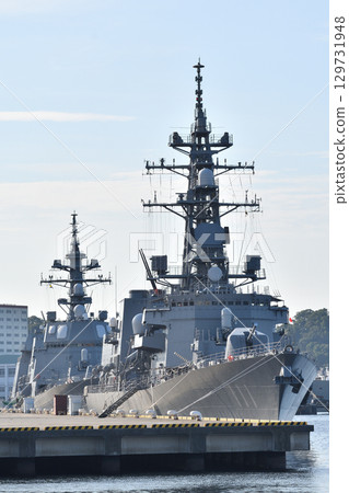 驅逐艦 Oonami 和驅逐艦 Teruzuki 驅逐艦 Oonami 和驅逐艦 Teruzuki 129731948