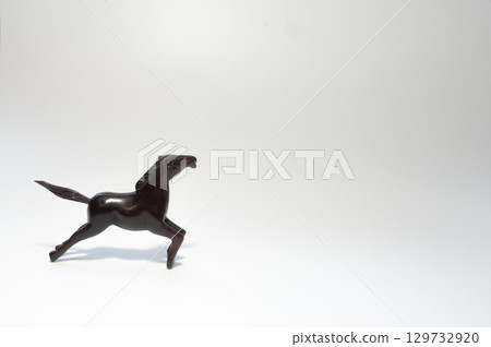 2026 Zodiac Sign: Wooden Horse 2026 Zodiac Sign: Wooden Horse 129732920