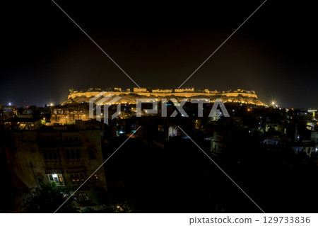 Jaisalmer cityscape and Jaisalmer Fort 129733836