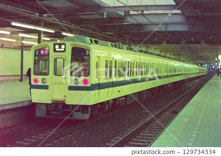 小田急，9000系列9305~ + 2400系列2470~，町田，1979年1月6日 129734334