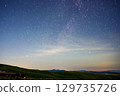 Early morning starry sky, western sky 129735726