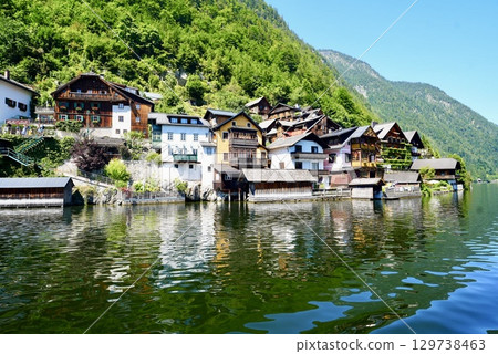 奧地利哈爾施塔特：湖畔小鎮和山脈的壯麗景色 129738463