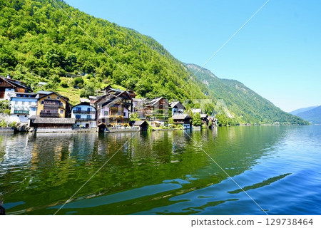 奧地利哈爾施塔特：湖畔小鎮和山脈的壯麗景色 129738464