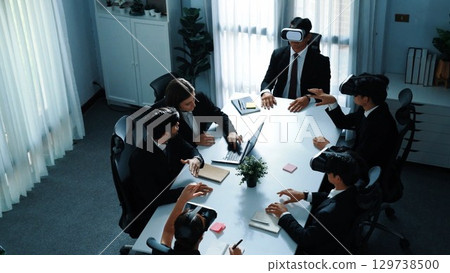 Manager send data analysis to business people by using VR glass. Directorate. 129738500