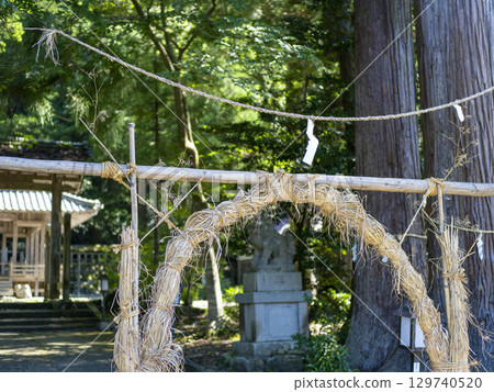 Miyama Kayabuki Village, Chii Hachiman Shrine's straw circle 129740520