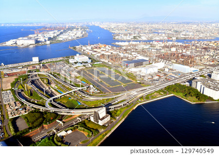 京濱工業區（浮島）和橫濱港未來地區（神奈川縣川崎市）的景色[2025年7月] 129740549
