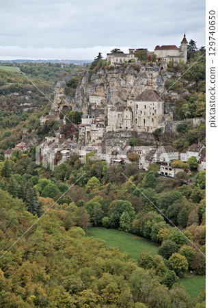 Historic buildings of Rocamadour perched on cliffs, Occitan, France 129740650