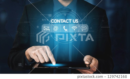 24-hour Customer Service Team Assisting with Client Support Muxer 129742168