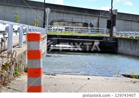 Underpass road flooded and closed due to heavy rain 129743407