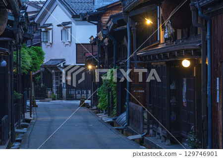 250816 Sanmachi g008 129746901