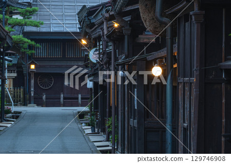 250816 Sanmachi g014 129746908