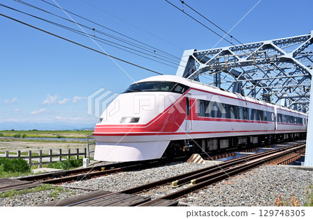 鐵路私營鐵路:東武日光線特急華嚴21號100系 鐵路私營鐵路:東武日光線特急華嚴21號100系 129748305