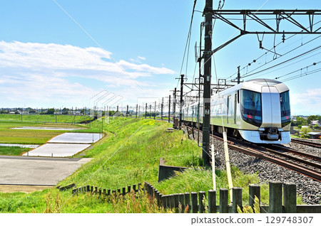 Railway Private Railway: Tobu Nikko Line Limited Express Liberty Kinu No. 124 500 Series 129748307