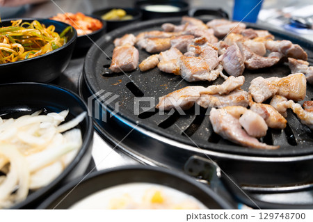 韓國釜山的五花肉 韓國釜山的五花肉 129748700