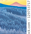 富士山霧峰霜 129753717
