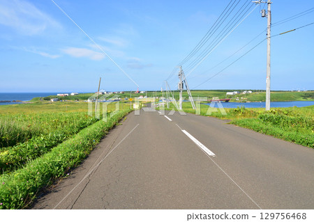 Scenery from Kyoryō Bridge to Sankotan Bridge on Route 35 in Nemuro City, Hokkaido 129756468