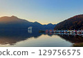 [Gunma Prefecture] Autumn evening scenery of Lake Haruna and the calm lakeside lined with swan boats 129756575