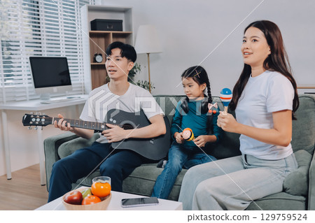 Family spends their free time together 129759524