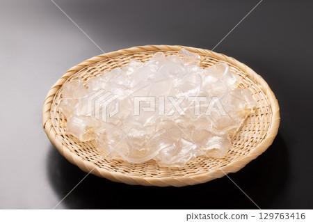 Heita vermicelli, tanmyeon (boiled) Heita vermicelli, tanmyeon (boiled) 129763416