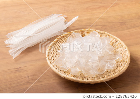 Heita vermicelli, tanmyeon (boiled) Heita vermicelli, tanmyeon (boiled) 129763420