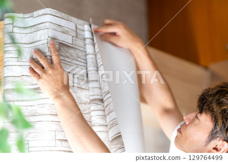 裝潢、DIY、室內裝潢、Dinoc Sheet、印刷裝飾膜安裝、對齊、石材分割、圖案 129764499