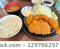 炸豬排和炸蝦套餐 129766297