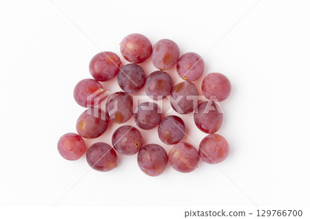 Delaware grapes on a white background 129766700