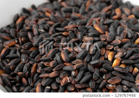Close-up of black rice 129767498